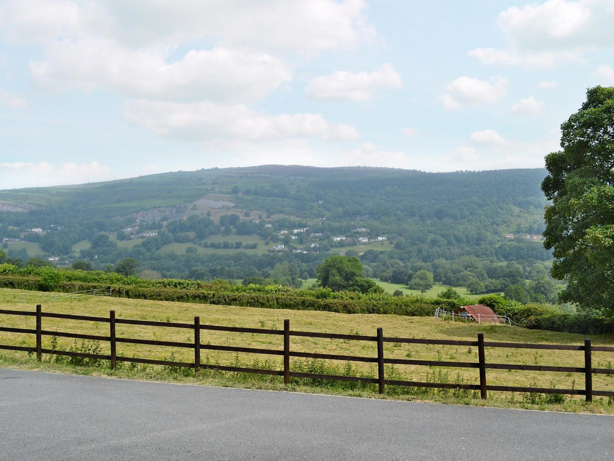 Bwthyn Clyd Villa Llangollen Kültér fotó